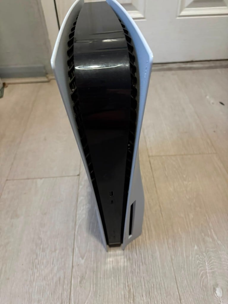White PlayStation 5 disc edition console
